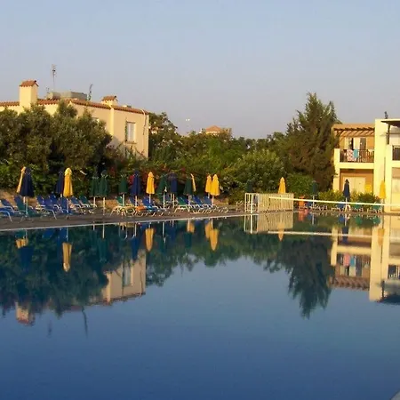 Hotel apartamentowy Panas Village Ajia Napa